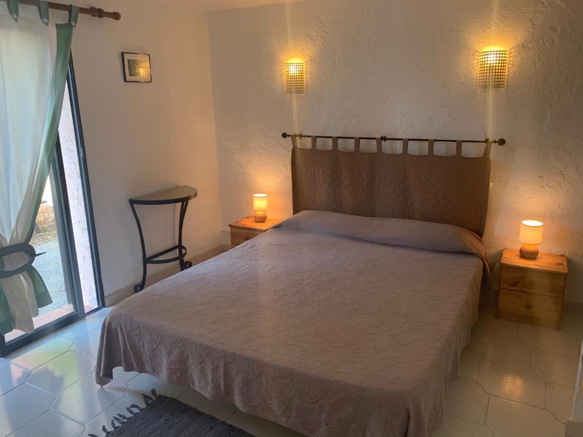 Chambres Et Tables D'Hotes Zelia & Jacques Berquez เปียนอตอลี-กัลดาเรโล ภายนอก รูปภาพ