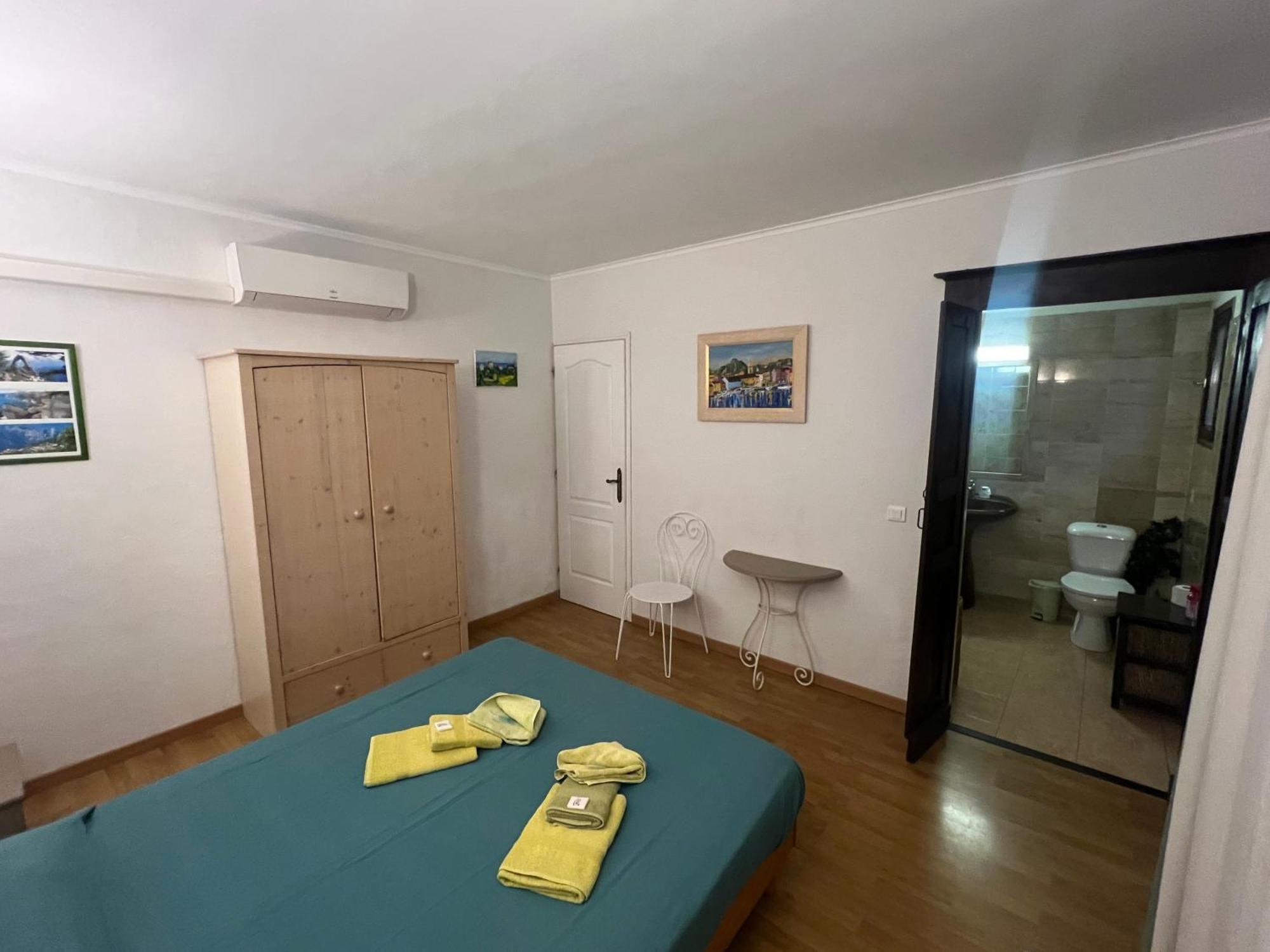 Chambres Et Tables D'Hotes Zelia & Jacques Berquez เปียนอตอลี-กัลดาเรโล ภายนอก รูปภาพ
